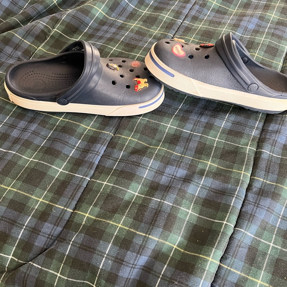 Crocs - Picture 3 of 4